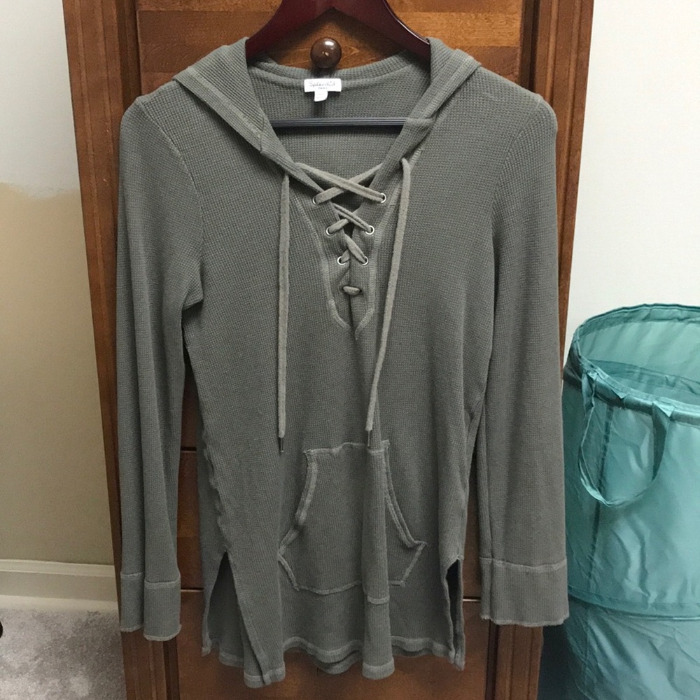 Long sleeve top